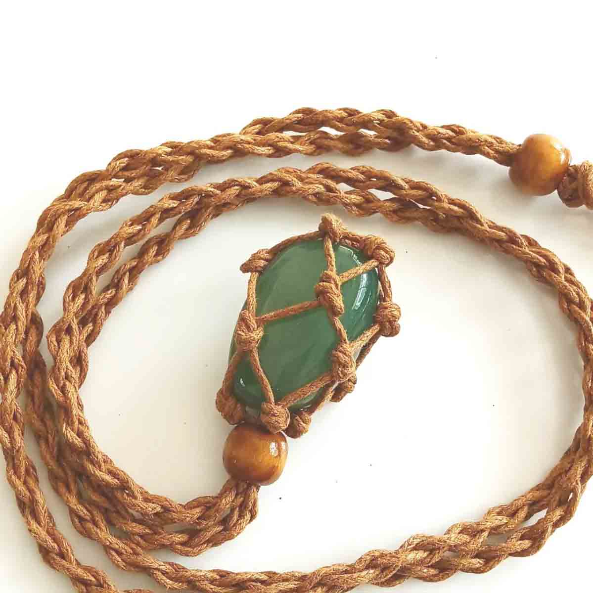 fiasrel Natural Raw Crystal Pendant Necklace – Hand-Woven Adjustable Net Cord with Polished Chunky Stone Chips