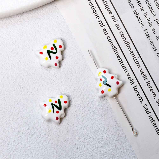 Fiasrel Cute hand-painted ceramic beads for Christmas trees