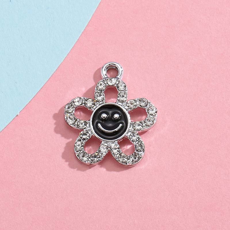 Fiasrel Five-leaf flower smiley face alloy beads