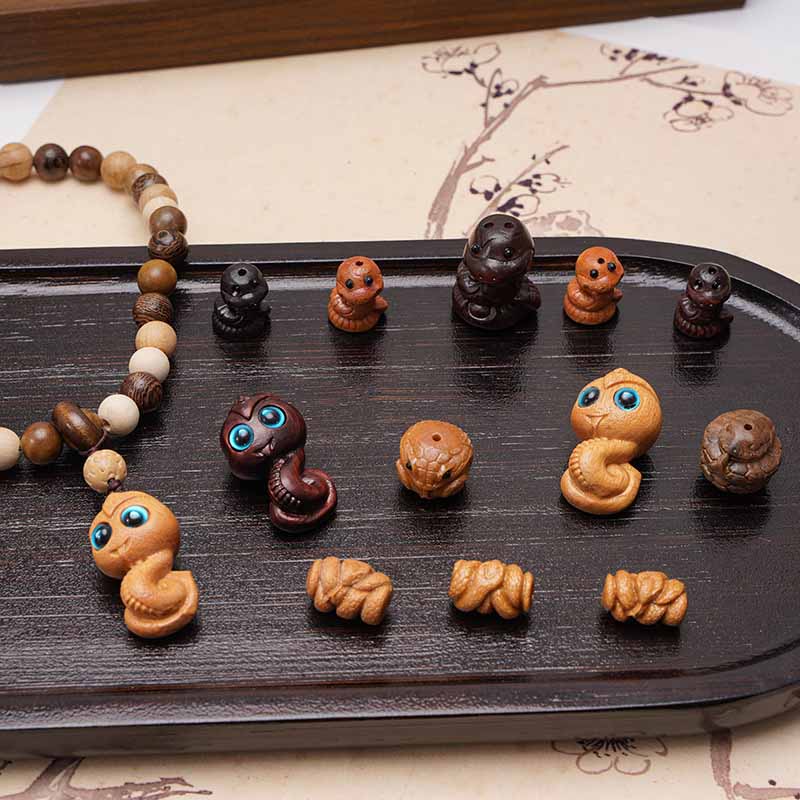 Fiasrel Wooden loose beads of the zodiac snake string