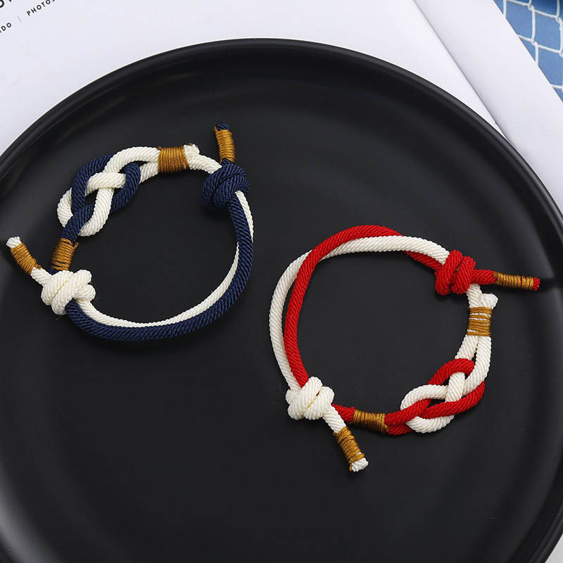 Fiasrel Heart-to-heart knot bracelet