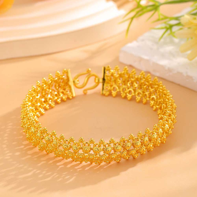 Fiasrel Sparkling small gold bead bracelet