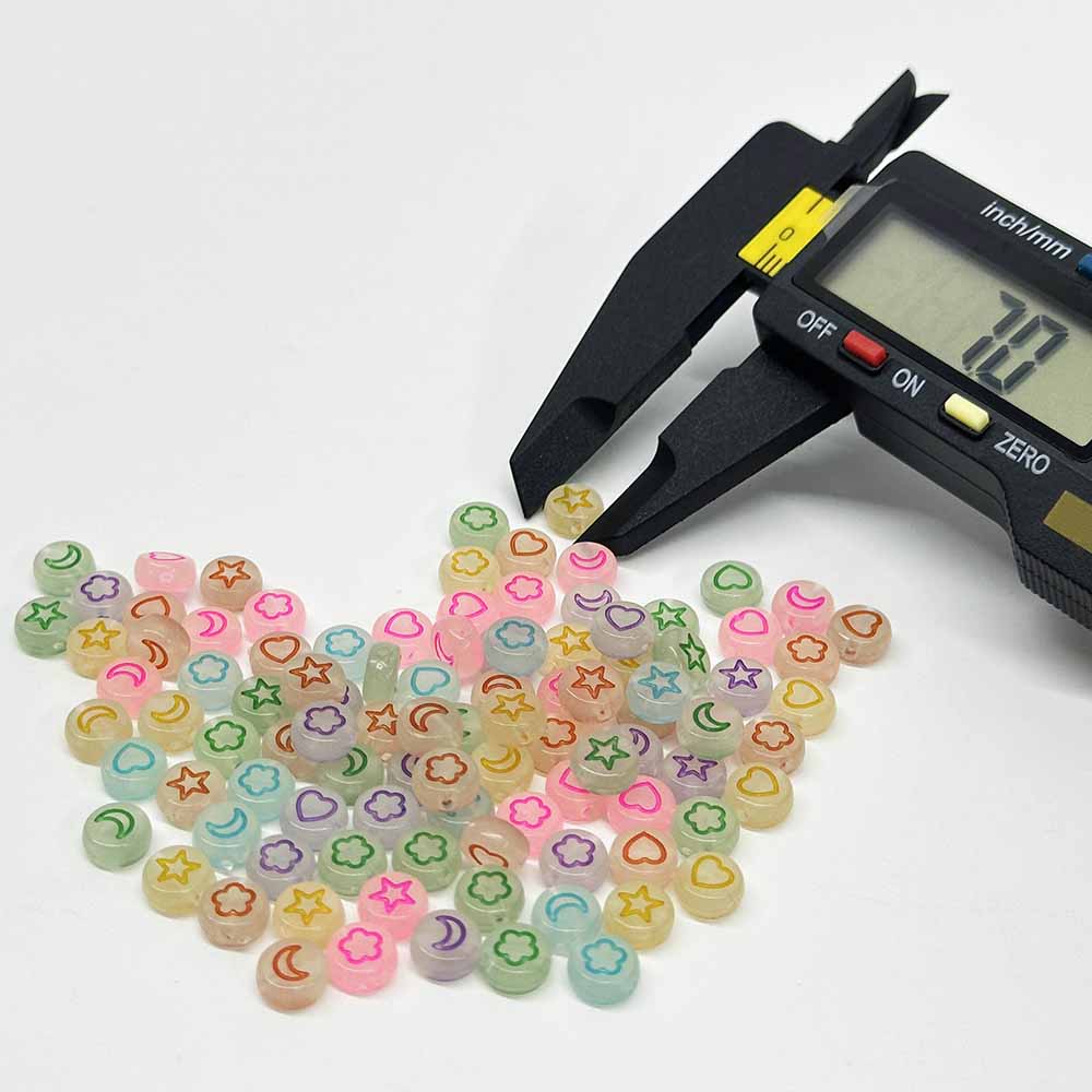 Fiasrel 100/500pcs Mixed Color Glow-in-the-Dark Luminous Stars Moons Hearts Petals Pattern Loose Spacer Acrylic Beads for Jewelry Making DIY Fashion Earrings Necklace Bracelet Handmade Craft Suppies