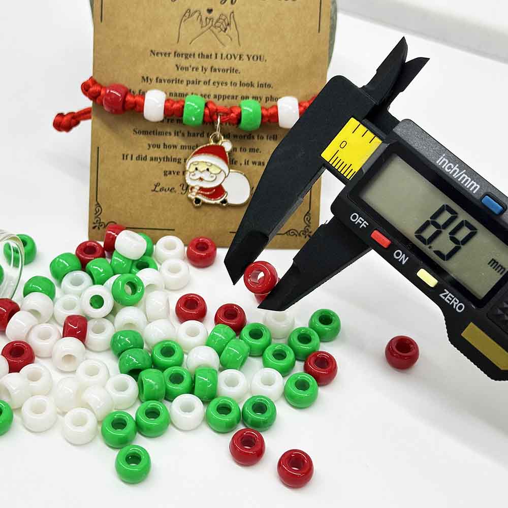 Fiasrel Christmas-Themed Red White Green Acrylic Beads for DIY Jewelry Making Handmade Necklaces Bracelets Craft Supplies