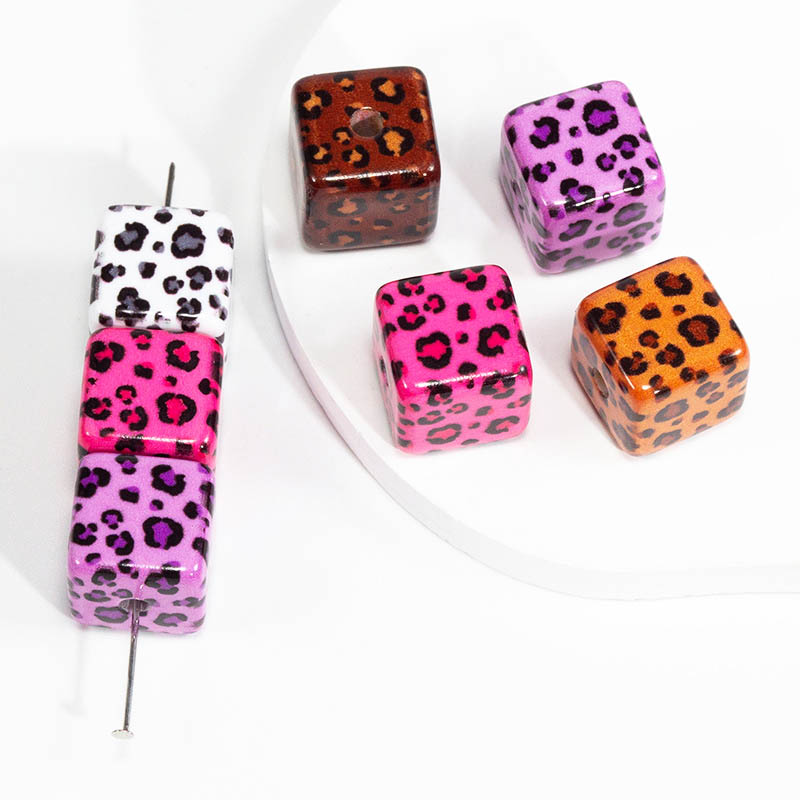 fiasrel 1bundle Leopard Print Square Acrylic Beads with Straight Holes for DIY Keychains & Phone Charms Accessories