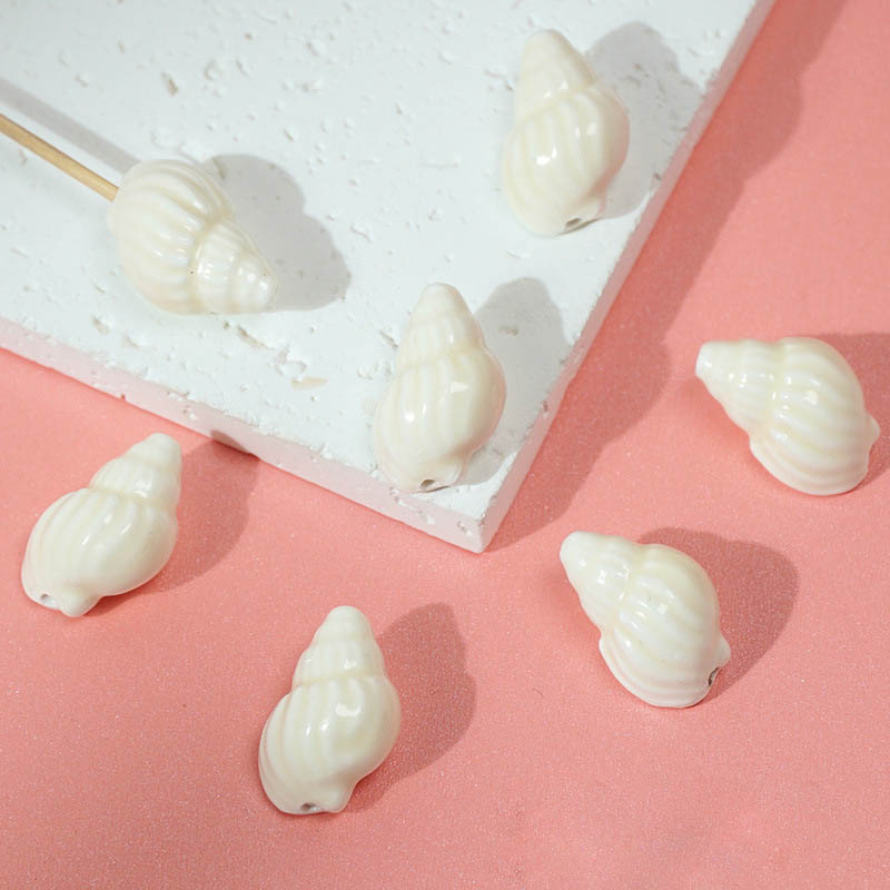 Fiasrel Ocean World Conch Ceramic Beads