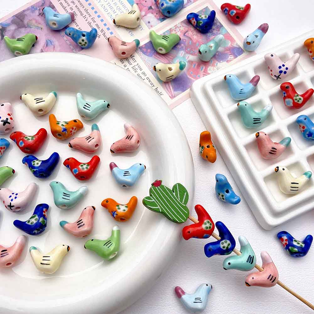 Fiasrel Cute hand-painted bird ceramic beads