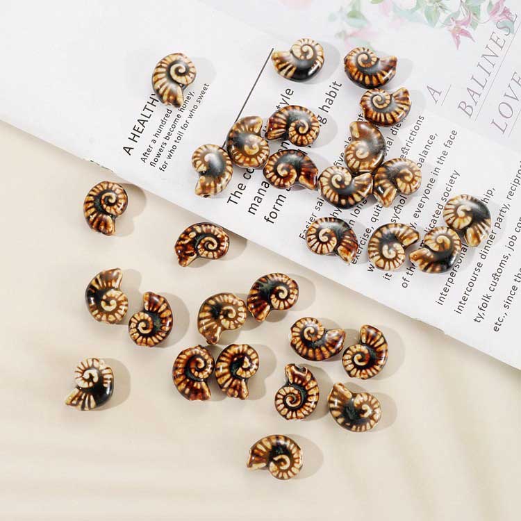 Fiasrel Colored snail shell ceramic beads