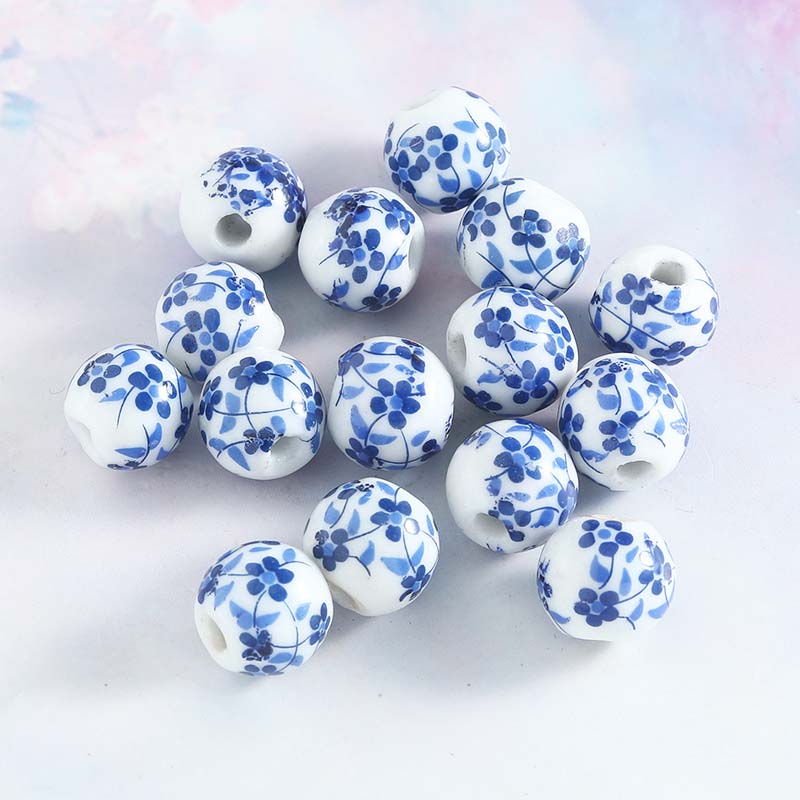 Fiasrel Ocean-style blue and white ceramic beads