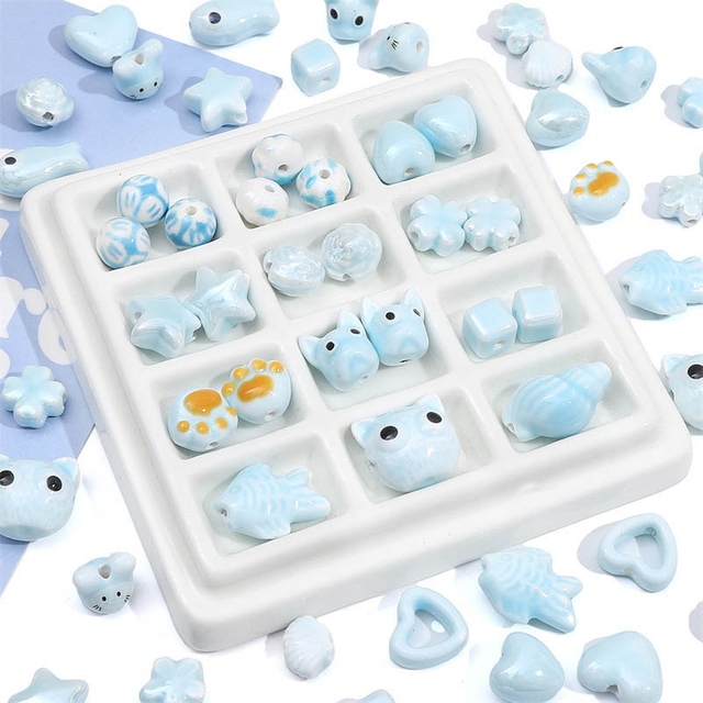 Fiasrel Blue heart-shaped ceramic beads