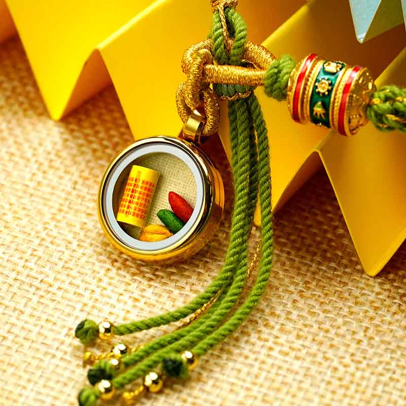 Fiasrel Tibetan-style prayer wheel bracelet