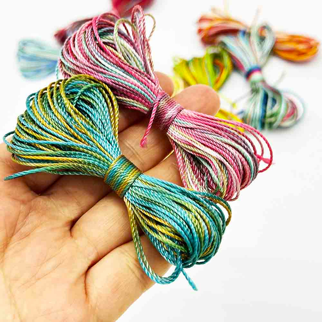 Fiasrel 8pcs/set 18 Strands 100% Polyester Thread Weaving Crafts Multi Color Sewing Threads Polyester Rainbow Thread
