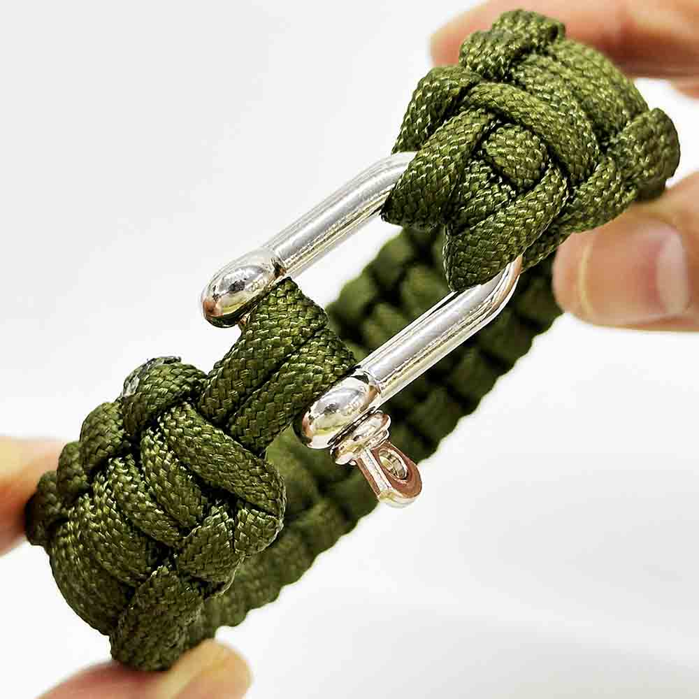 Fiasrel Camping Hiking Outdoor Adjustable Survival Handmade Paracord Stainless Steel Shackle Bracelet