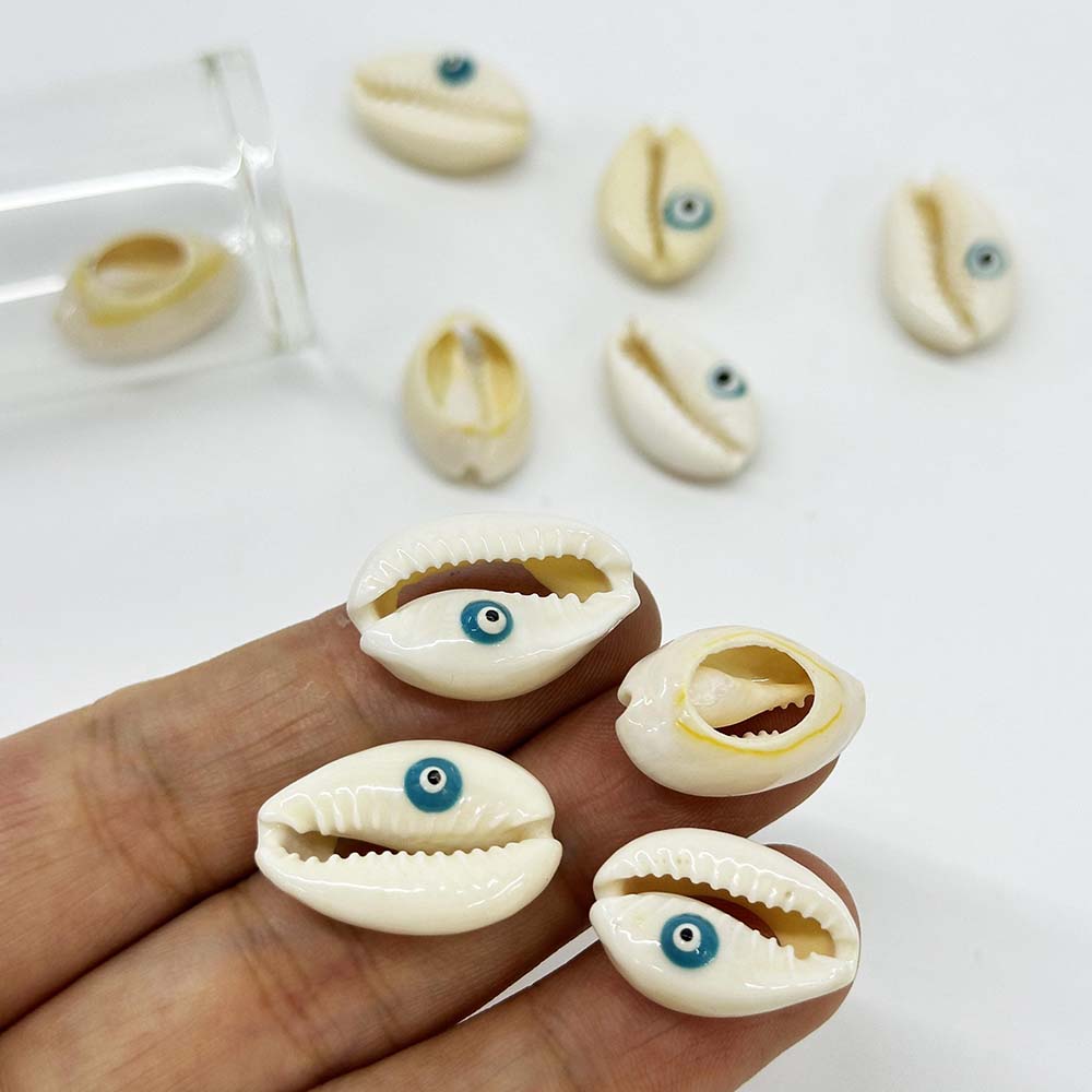 Fiasrel 20pcs Shell Pendant Charms Natural Evil Eye Cowrie Seashell Beads for Jewelry Making Bracelet Necklace Earring DIY Accessories