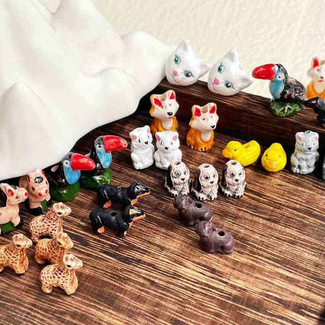 Fiasrel Cute animal hand-painted ceramic beads