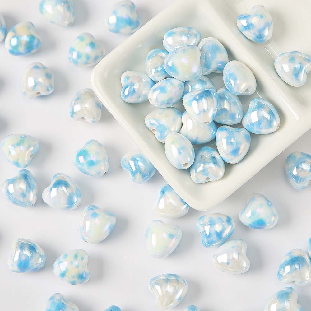 Fiasrel Shiny heart-shaped ceramic beads